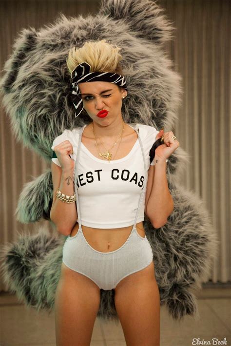 Miley Cyrus Still From We Can T Stop Music Video Flickr