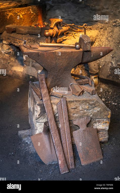 Foundry Tools Hi Res Stock Photography And Images Alamy