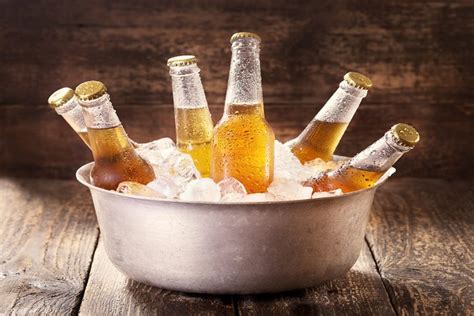 Como Deixar A Cerveja Gelada Mais R Pido Confira Dicas