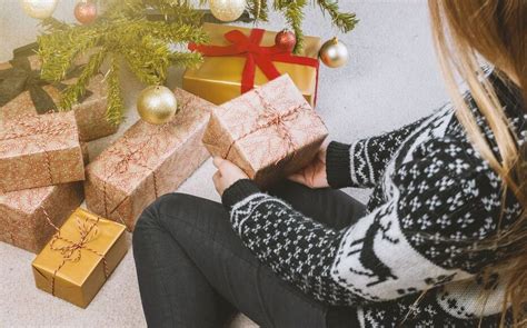 Le Guide Ultime Des Cadeaux De Noël Pour Femmes En 2024 Des Idées