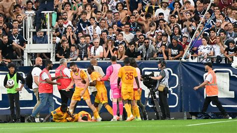 Ligue 2 Match Perdu Pour Bordeaux Face à Rodez Metz Promu En Ligue 1