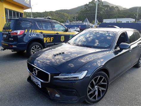 Prf Prende Tr S Pessoas Por Roubo E Tr Fico De Drogas Na Br Em