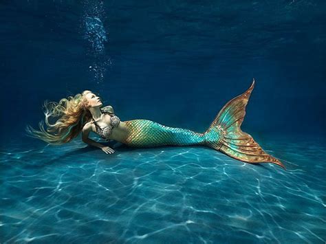 12 Ways To Know Youre A Mermaid Stuck On Land