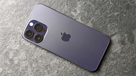 Apples Next Iphones May Side Step Eu Removable Battery Requirement