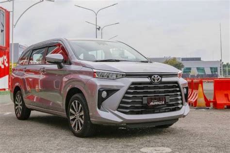 Indonesia September Toyota Avanza Stays In The Lead Sales Up