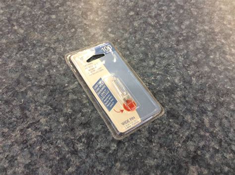 Halogen Bulb 120Volts 100Watt - ND Surplus