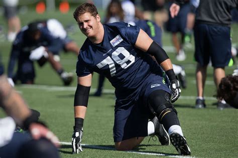 Seahawks Luke Joeckel Out 4 5 Weeks After Knee Surgery