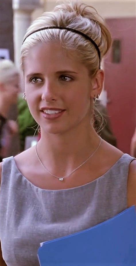 Pin by Sheila Boullion on Sarah Michelle Gellar Buffy | Sarah michelle ...