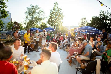 La Galoche Caf Associatif Lieu Social Et Convivial