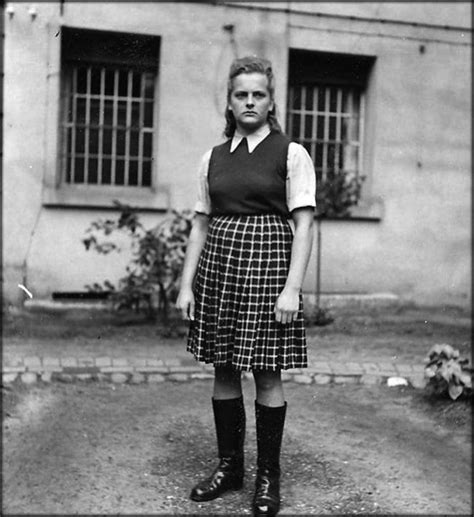 Irma Grese 1923 1945 De Blonde Engel Des Doods