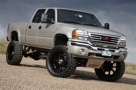 Chevy Trucks Lifted Wallpaper