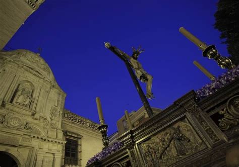 Fotos de la hermandad del Cristo de Burgos en el Miércoles Santo de la