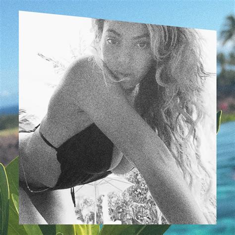Beyonce Bikini Looks DrunkenStepFather