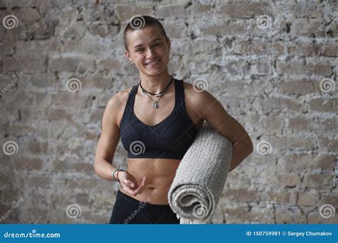 Muscular Woman Doing Yoga Indoor Stock Image Image Of Indoor Adult