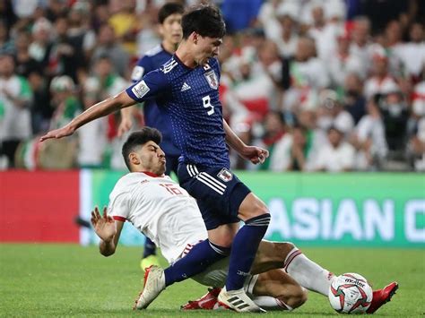 【小宮良之の日本サッカー兵法書】イラン戦での先制時、何が南野拓実にボールを追わせたのか 2019年2月1日掲載 ライブドアニュース