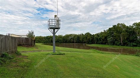 Torre De La Red De Alerta De Inundaci N Del R O Para Advertir Del