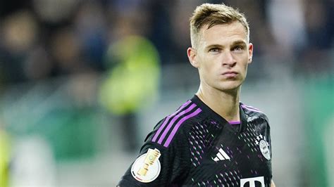 FC Bayern Joshua Kimmich Reagiert Beleidigt Nach DFB Pokal Blamage