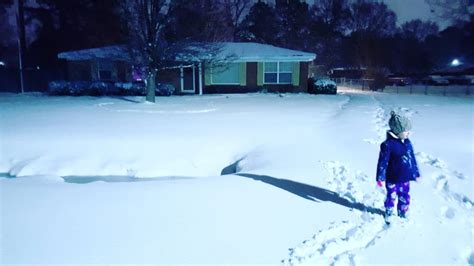 So much snow in Leland! : Wilmington