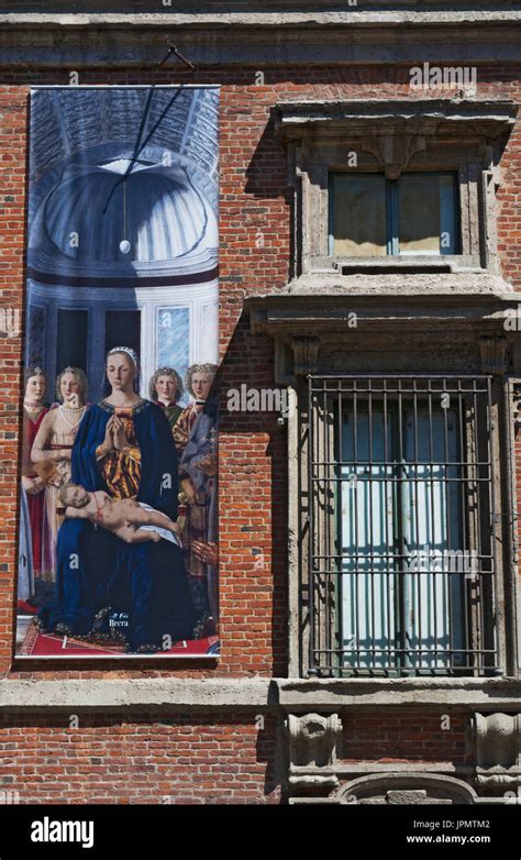 Milán Italia cartel de la Madonna de Brera pintado por Piero della