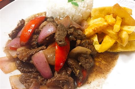 Como Preparar Un Lomo Saltado Mira La Receta Completa Aqu Https