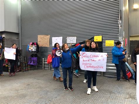 Trabajadores De Walmart Inician Huelga A Nivel Nacional Acusan A La