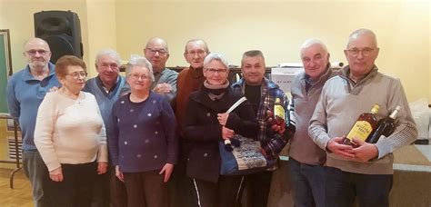 Saint Bonnet des Bruyères Un concours de belote en demi teinte pour le