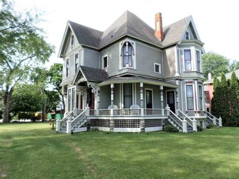 Gothic Revival Houses For Sale - Old House Dreams