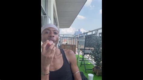 吸吮thick和长鸡巴喉咙训练 Pornhub Gay