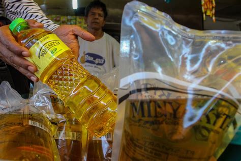 Minyakita Kembali Dijual Di Ritel Modern Harga Rp 14 000 Per Liter