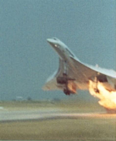 The Concorde Crash Of 2000 Photos and Images | Getty Images