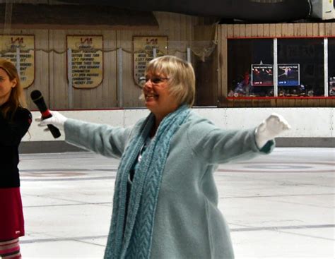 Olympic Skating Medalist Janet Lynn Likes Teaching At Ice Chalet