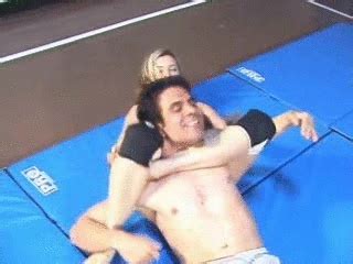 Yo Latina Nude Wrestling Mixed Year Old Mixed Competetive