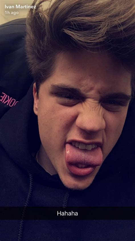 Pin By Ane Ghaster On M A R T I N E Z T W I N S Blonde Twins Martenez Twins Martinez Twins