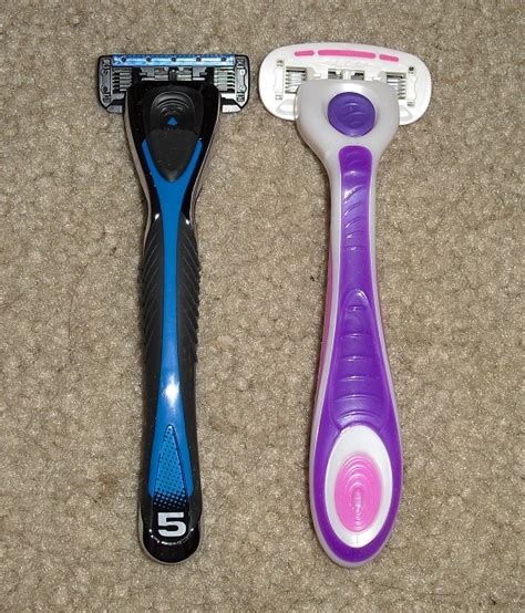 800razors.com Inexpensive Razor Blades Review | Emily Reviews