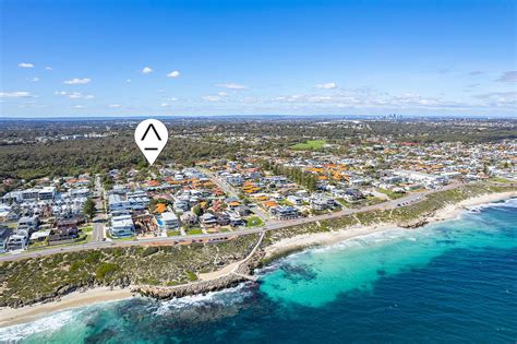 82 Hope Street North Beach Wa 6020 Domain