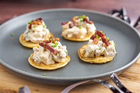 Blinis 10 ideer og opskrifter på lækre blinis til forret