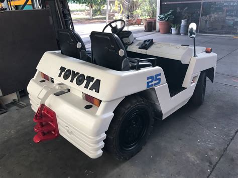 Toyota Td25 Towing Tractor Forklift Finder Service