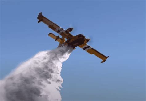 Video: The $30 million 'Super Scooper' plane that revolutionizes ...