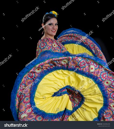 56 imágenes de Folklore sinaloa - Imágenes, fotos y vectores de stock