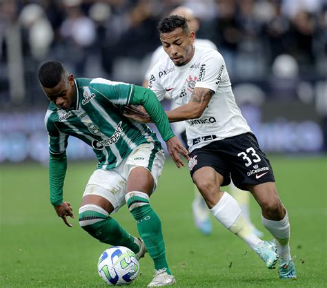 Coritiba x Corinthians veja informações e prováveis escalações do jogo