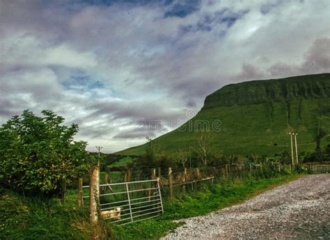 Benbulben Mountain Stock Photo Image Of Mountain County 290526226