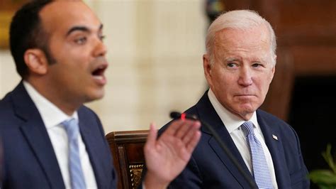 Consumer Financial Protection Bureau issues a $5 overdraft fee rule