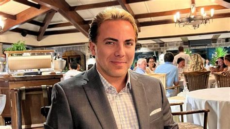 Cristian Castro Reapareci P Blicamente Con Un Pol Mico Look Quever