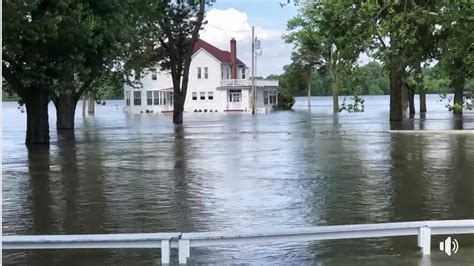 Anheuser House In Kimmswick Surrounded By Floodwaters Fox 2