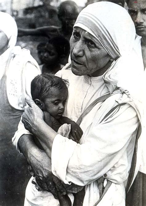 From Sister To Saint Mother Teresas Life In Photos India