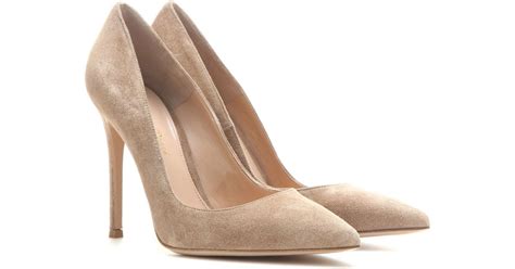 Gianvito Rossi Suede Pumps In Beige Lyst