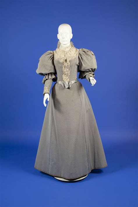 Fripperies And Fobs Fashion Historical Fashion Victorian Fashion