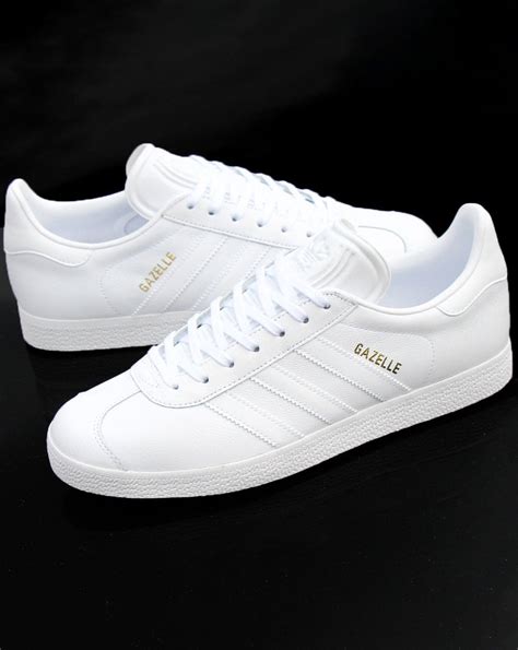 Core Handy Lips Adidas Originals Gazelle In White Space Biggest Revocation