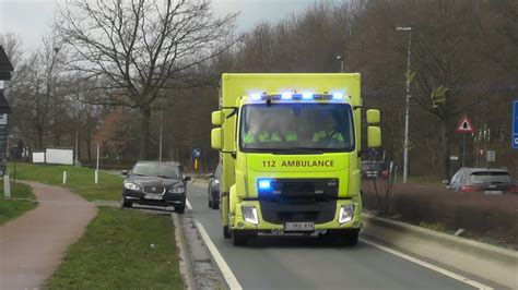 2X MICU Mobile Intensive Care Unit UZA Met Spoed Naar En Van