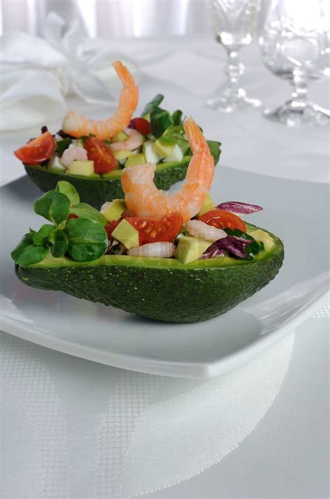 Vorspeise Avocado Mit Garnelen Stock Bild Colourbox